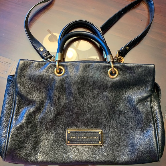 Marc by Marc Jacobs black purse, authentic. - Picture 2 of 6